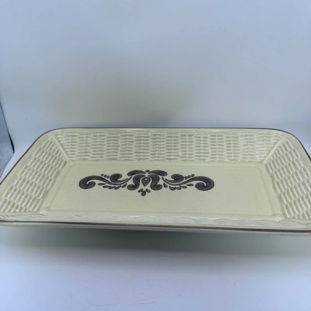 Pfaltzgraff Yorktowne Stoneware Rectangular‎ Serving Tray Basketweave 11.5x5.5